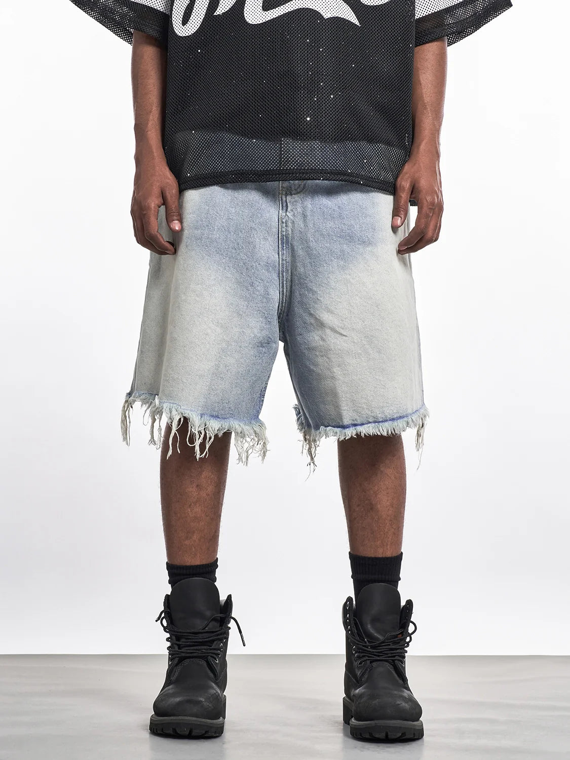 Raw Edge Cropped Design Gradient Denim Jeans Shorts