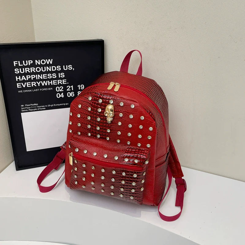 Diamond-Encrusted Crocodile Pattern Backpack for men & women 🎒
