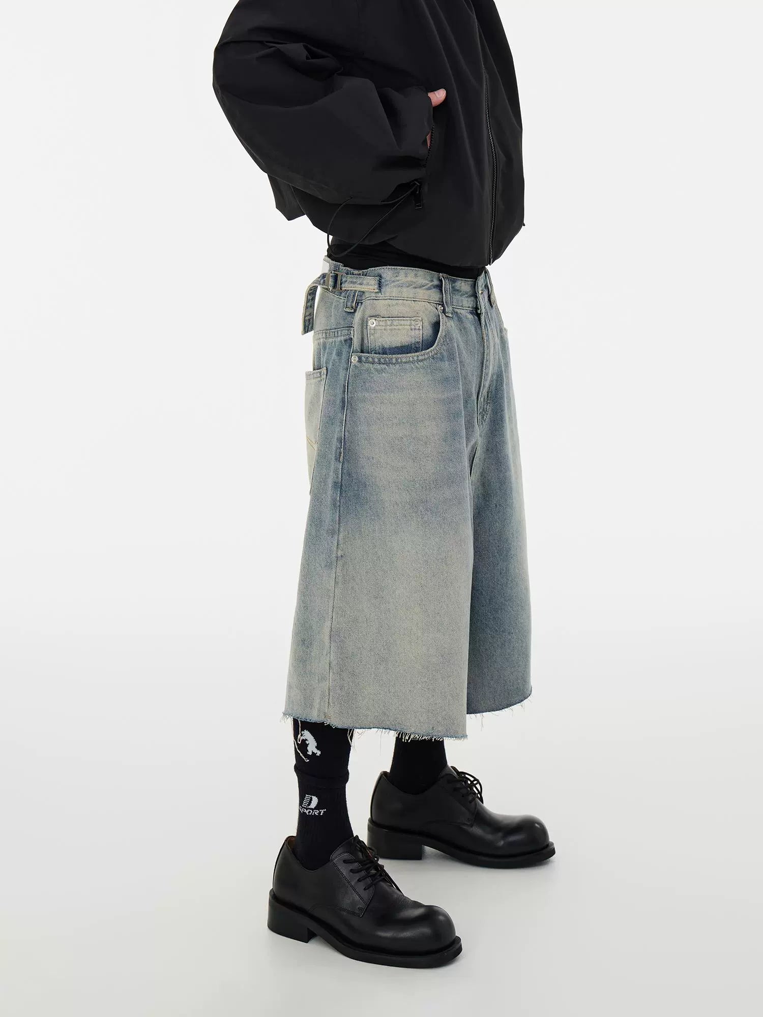 CubbiiLuppii Over-the-knee Cropped Pants Tide, Washed Vintage Knife Cut Raw Edge Loose Denim Shorts