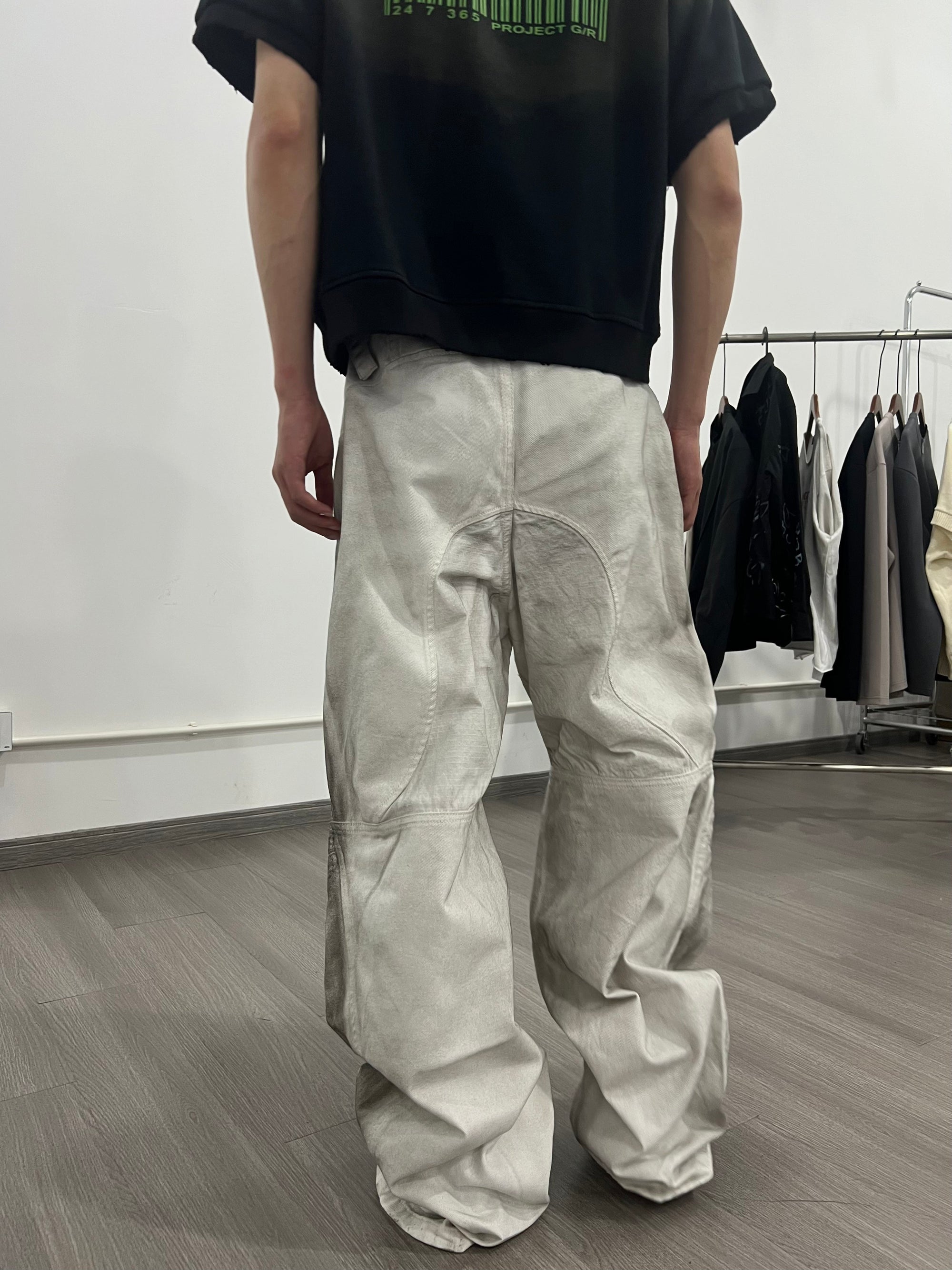 Rubbed Dirty Distressed White Biker Style Pleated Silhouette Wide-Leg Casual Denim Trousers for Men