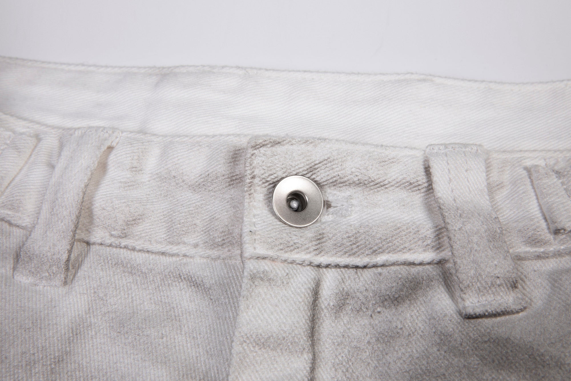Rubbed Dirty Distressed White Biker Style Pleated Silhouette Wide-Leg Casual Denim Trousers for Men