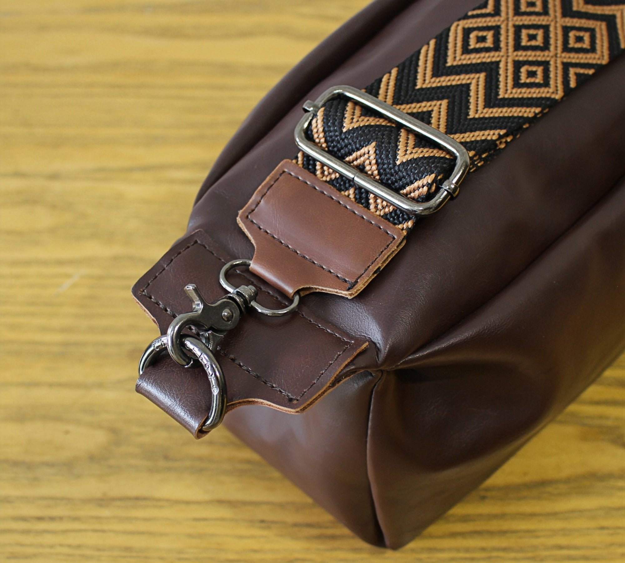 Cubbiluppi™ Men's Shoulder Crossbody Bag, Casual & Soft Leather for All Seasons, Simple Trendy men's Bag